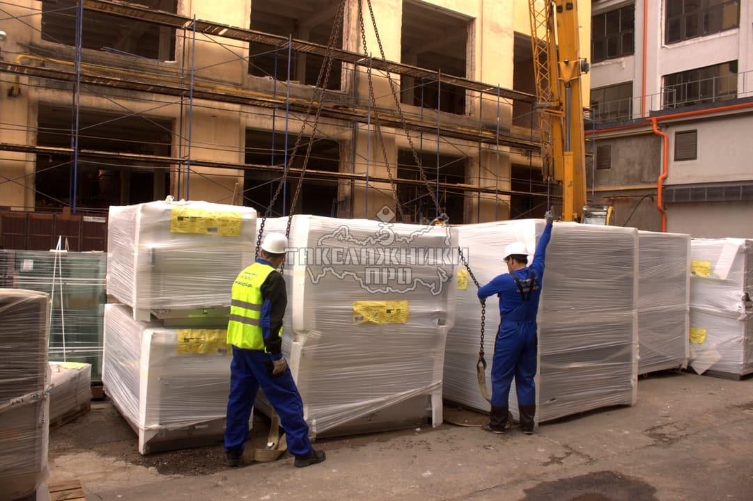 Подъем вентиляционного оборудования на крышу